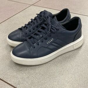 Bally “Maxim” sneakers size 11 US in midnight blue.